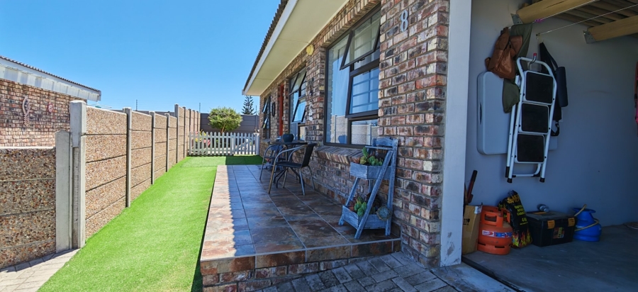 2 Bedroom Property for Sale in Dana Bay Western Cape